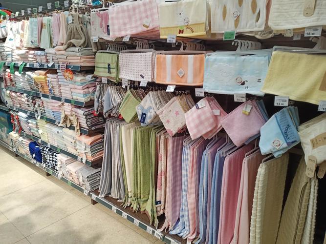 小针织，大讲究 随州清河路店针纺织品陈列与销售的艺术